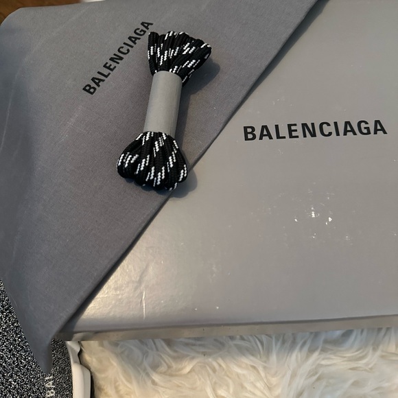 Balenciaga Speed LT Lace Up Sneakers Silver Metallic Sock Trainers w/ Box - Picture 6 of 9